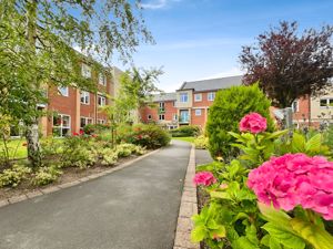 Photo 9- click for photo gallery